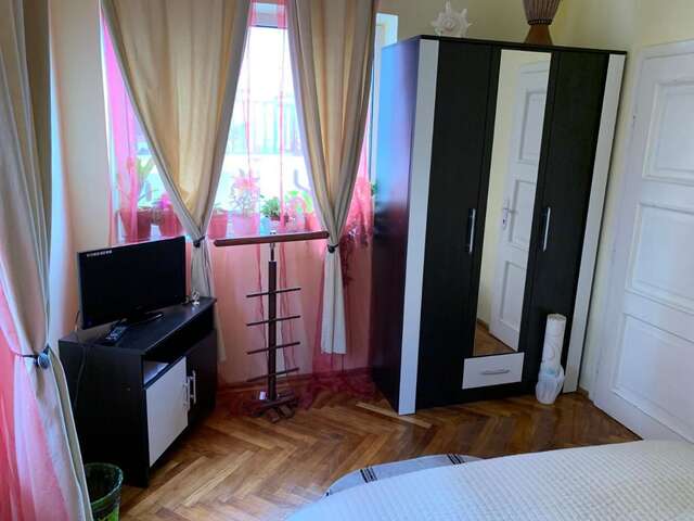 Гостевой дом Old Town Petcu`s House Брашов-15